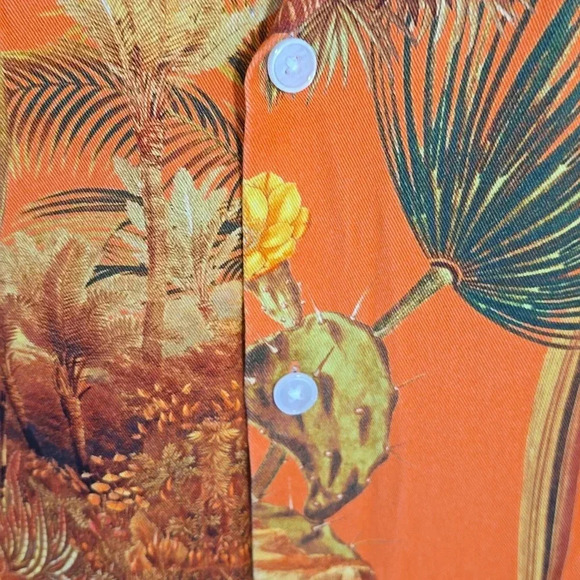 {H&M} Men's Relaxed Fit Resort Shirt - Desert Print - Size Large - Picture 7 of 11